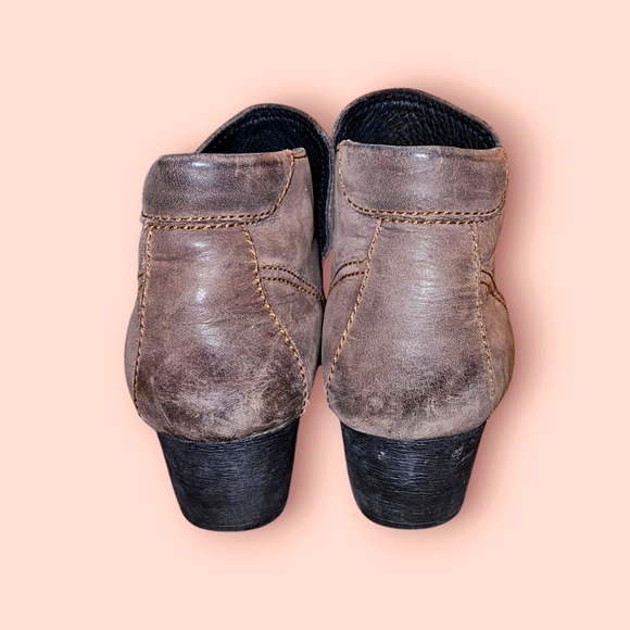 Born Rachelle Brown Leather Ankle Boots - Picture 4 of 7